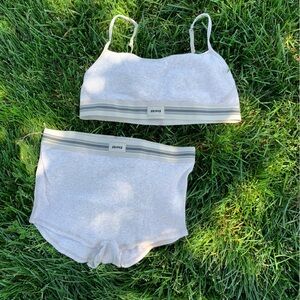 Skims set